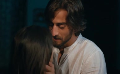 KHUSHI DUBEY NUDE/SEXY SCENE IN AASHIQANA