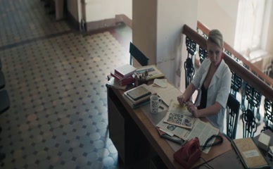 YANA SEKSTE NUDE/SEXY SCENE IN GDE NASHI DENGI?