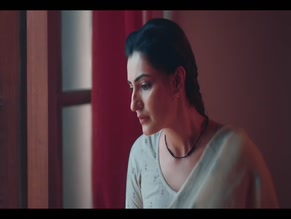 RANI CHATTERJEE,AMIKA SHAIL,AKANKSHA PURI,CHAHATT KHANNA,NYRA BANERJEE NUDE/SEXY SCENE IN HASRATEIN
