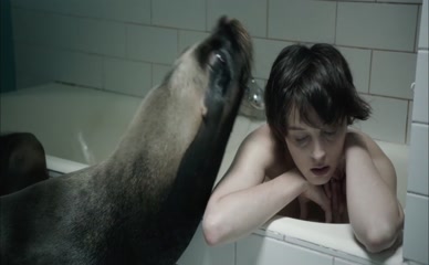 FLORENCE LOIRET CAILLE NUDE/SEXY SCENE IN QUEEN OF MONTREUIL