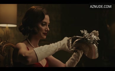 APRIL BOWLBY NUDE/SEXY SCENE IN TITANS