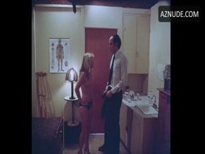 LINNEA QUIGLEY in SUMMER CAMP (1979)