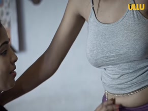 AAYUSHI JAISWAL in CHARMSUKH KAMAR KI NAAP