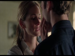 JULIA ROBERTS in CLOSER (2004)