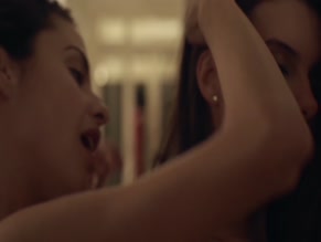 PRISCILA REIS in STUPID WIFE (2022)