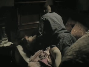 EVA LOBAU in DER CLAN - DIE GESCHICHTE DER FAMILIE WAGNER