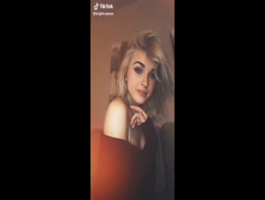 TAYLOR SKEENS in TAYLOR SKEENS INSTAGRAM / TIKTOK2024