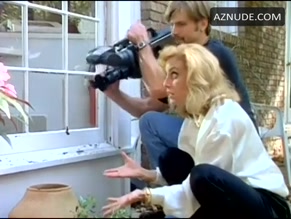 MELISSA MOORE in COMPELLING EVIDENCE (1995)