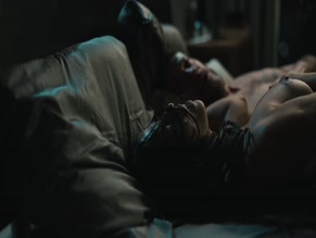 RAQUEL VILLAR NUDE/SEXY SCENE IN EMERGENCIA 53