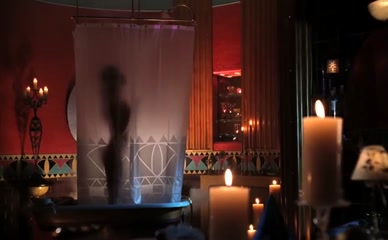 KRISTIN KREUK NUDE/SEXY SCENE IN SMALLVILLE