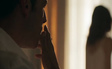 ZOE BONAFONTE NUDE/SEXY SCENE IN THE GOLDSMITH'S SECRET