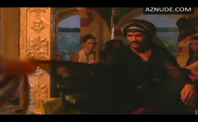 LUCY LAWLESS NUDE/SEXY SCENE IN XENA: WARRIOR PRINCESS