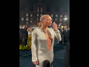 RITA ORA NUDE/SEXY SCENE IN RITA ORA SEXY IN THIS IS AN INVITING DRESS