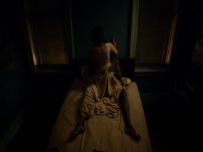 KRYSTEN RITTER NUDE/SEXY SCENE IN JESSICA JONES