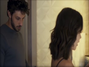 JADE PICON NUDE/SEXY SCENE IN TRAVESSIA