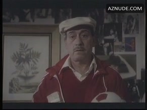 JANE BIRKIN NUDE/SEXY SCENE IN LA MIEL