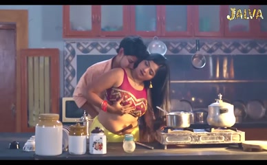 SAPNA SHARMA,BHARTI JHA NUDE/SEXY SCENE IN AITRAAZ
