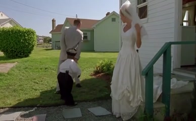 TRAYLOR HOWARD NUDE/SEXY SCENE IN ME, MYSELF & IRENE