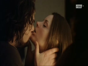 ALMA LEIBERG NUDE/SEXY SCENE IN POLIZEIRUF 110