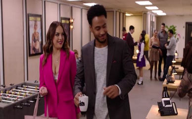 ELIZABETH GILLIES NUDE/SEXY SCENE IN SPREAD