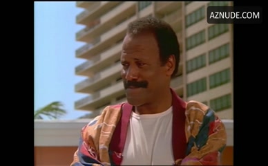 STELLA STEVENS NUDE/SEXY SCENE IN SOUTH BEACH