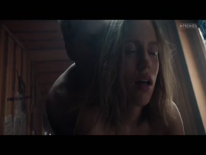 VIKTORIYA KLINKOVA in EPIDEMIYA(2019)