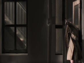 ELLE FANNING in A RAINY DAY IN NEW YORK (2019)