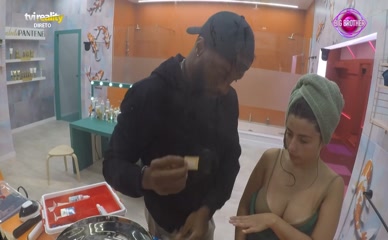LISA SCHINCARIOL in BIG BROTHER PORTUGAL