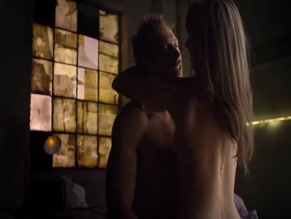 LINA ROESSLER in LOST GIRL (2010-2015)