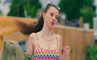 KSENIYA TREYSTER NUDE/SEXY SCENE IN TYSYACHA NET I ODNO DA