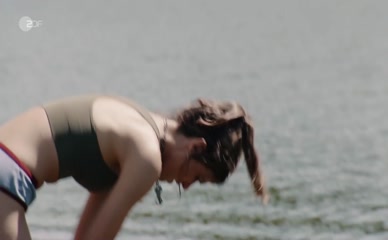 SOPHIE PFENNIGSTORF NUDE/SEXY SCENE IN STRALSUND