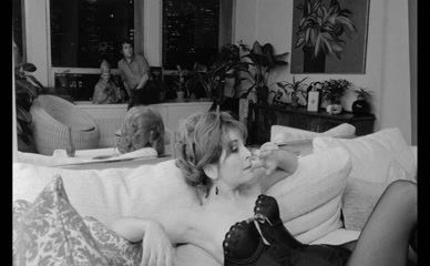 JANE MARLA ROBBINS NUDE/SEXY SCENE IN COMING APART