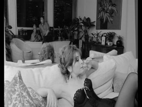 JANE MARLA ROBBINS in COMING APART (1969)