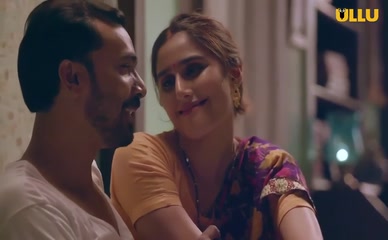 NIKHITA CHOPRA,AAYUSHI JAISWAL NUDE/SEXY SCENE IN KHUL JA SIM SIM