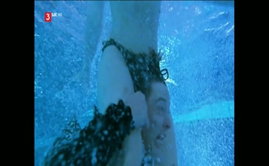 ANNEKE KIM SARNAU NUDE/SEXY SCENE IN EISFIEBER