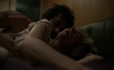 KIERNAN SHIPKA NUDE/SEXY SCENE IN SWIMMING WITH SHARKS