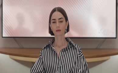 PHILIPPINE LEROY-BEAULIEU NUDE/SEXY SCENE IN EMILY IN PARIS