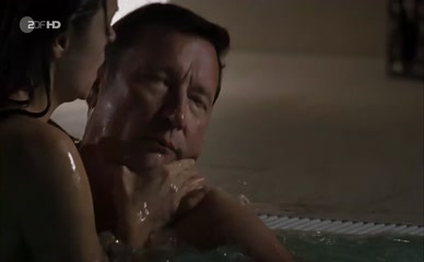 ALMA LEIBERG NUDE/SEXY SCENE IN SOKO KITZBUHEL