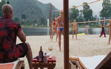 SARAH CARTER NUDE/SEXY SCENE IN DOA