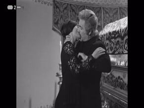 IO APPOLLONI in SOFIA E A EDUCACAO SEXUAL (1974)