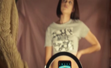 BERTA CASTANE NUDE/SEXY SCENE IN ZOOMERS