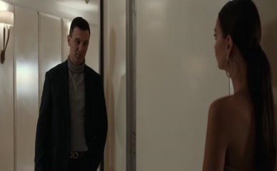 EMILY RATAJKOWSKI NUDE/SEXY SCENE IN LYING AND STEALING