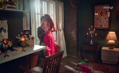 NAVINA BOLE NUDE/SEXY SCENE IN WINE