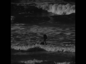 LUIZA MARANHAO in THE TURNING WIND (1962)