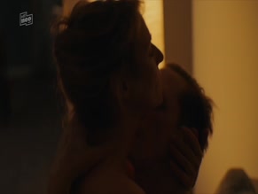 KIRSTEN BLOCK in LIEBE. JETZT! (2020)