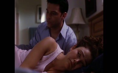 REIKO AYLESWORTH NUDE/SEXY SCENE IN CRAZYLOVE