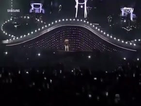 DUA LIPA NUDE/SEXY SCENE IN ARTE CONCERT