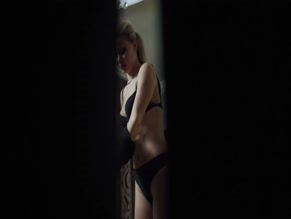 MARIYA STOLYAROVA NUDE/SEXY SCENE IN IZGOY