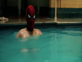 FLORENCE PUGH NUDE/SEXY SCENE IN SPIDER-MAN: BRAND NEW DAY