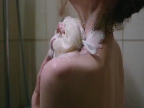 KSENIYA SAVITSKAYA NUDE/SEXY SCENE IN ZANOVO O NAS